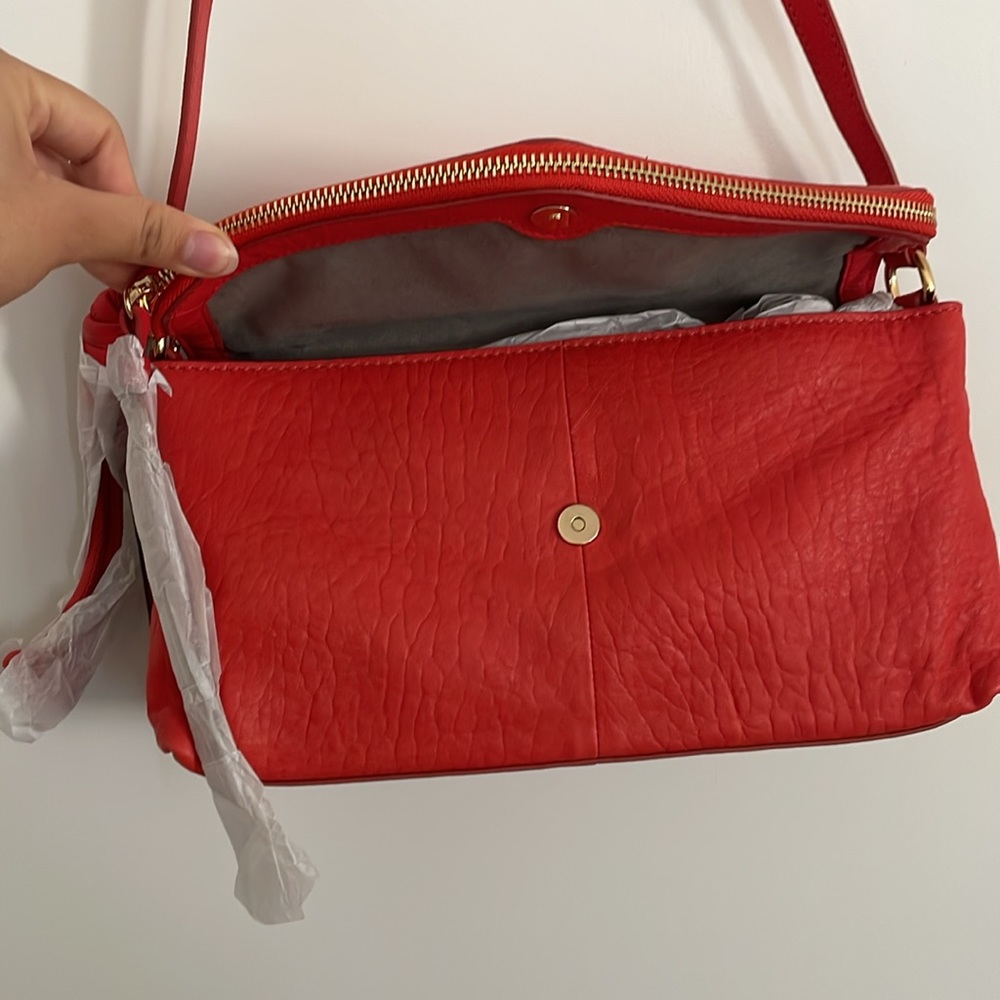 Vince Camuto Bubble Lamb Leather Flap Crossbody - Picture 5 of 9